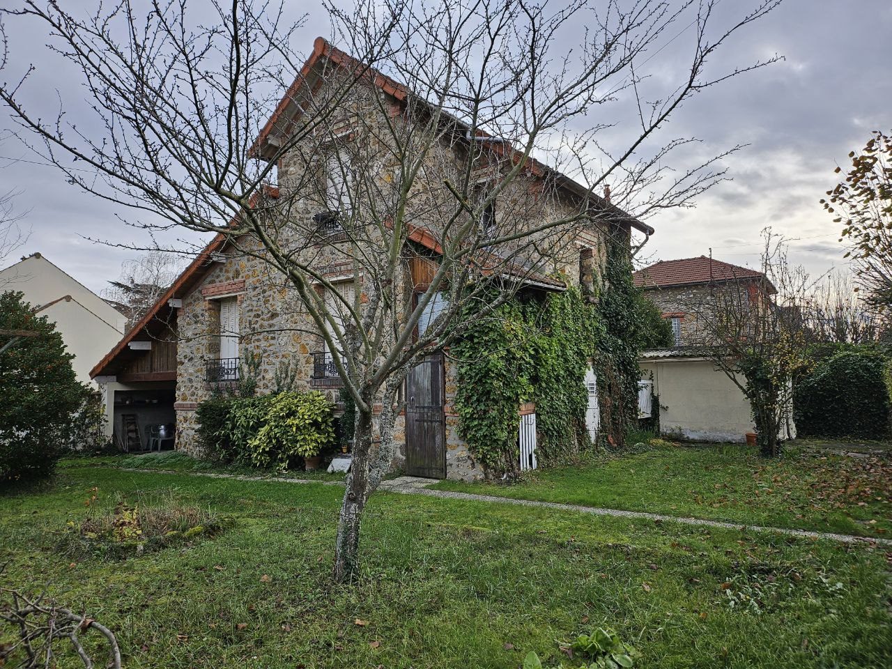 Charmante Meulière À Vendre - Eaubonne