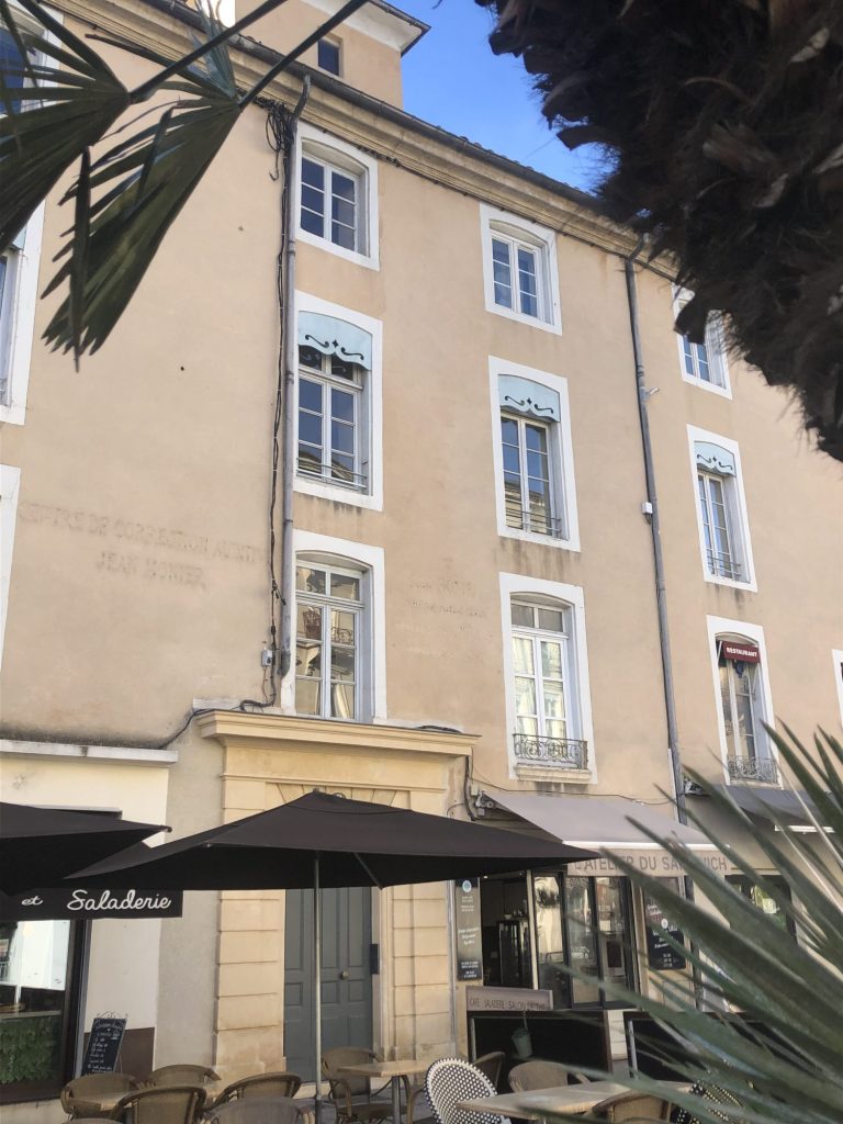 Dernier ETAGE , coeur de ville