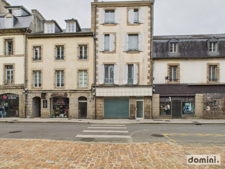 A ACHETER en EXCLUSIVITE, IMMEUBLE CENTRE VILLE,