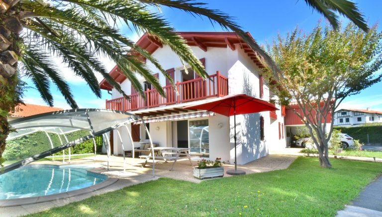 Villa au calme – Bidart centre historique