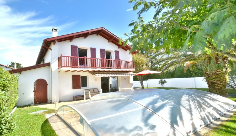 Villa au calme - Bidart centre historique