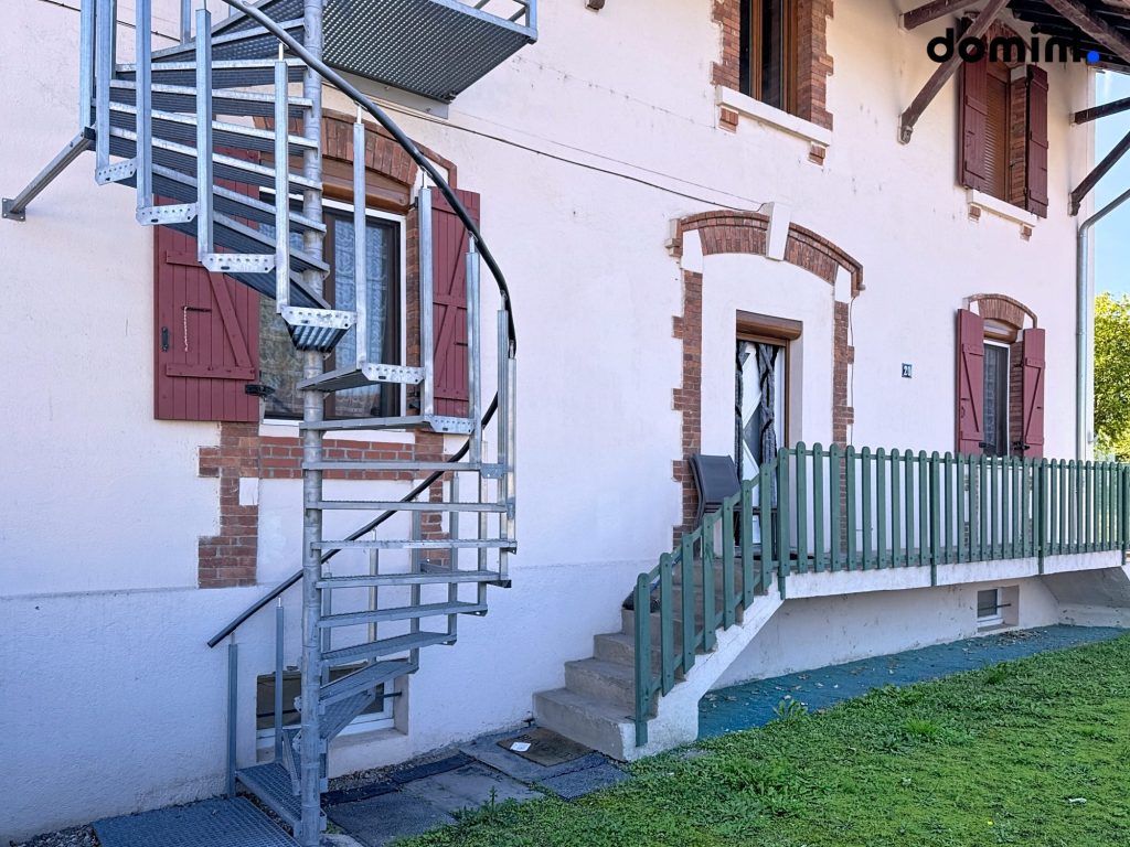 MONTCHANIN : Maison de Caractère (180 m²) – Fort Potentiel !