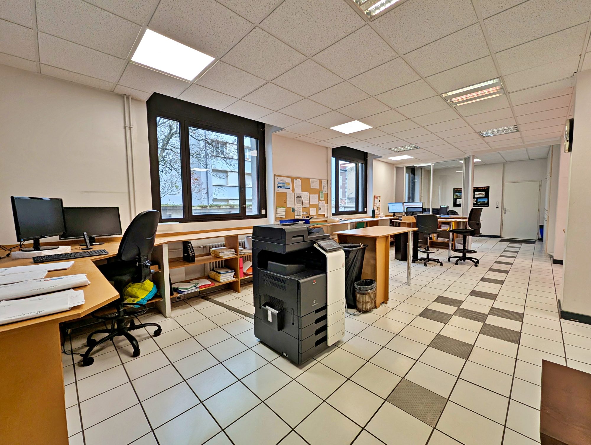 Bureaux lumineux de 100 m² – Transformables en appartement – secteur Valence Hugo / Chevandier
