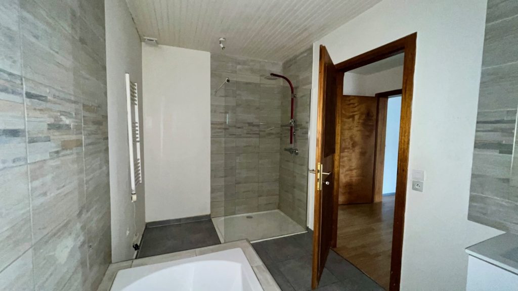 composée de 2 logements