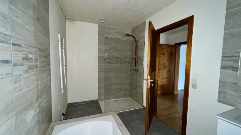 composée de 2 logements